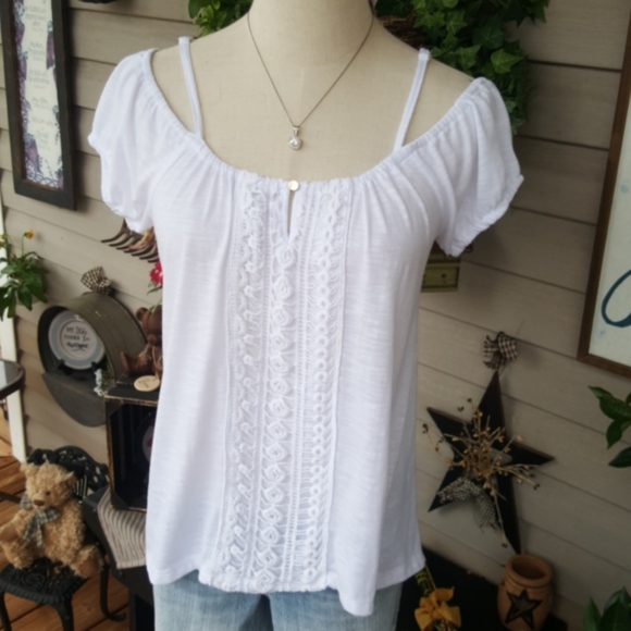 NO BOUNDARIES ♡  NWOT White Adj Straps Lace Front On|Off Shoulders Blouse Top S - Picture 4 of 14